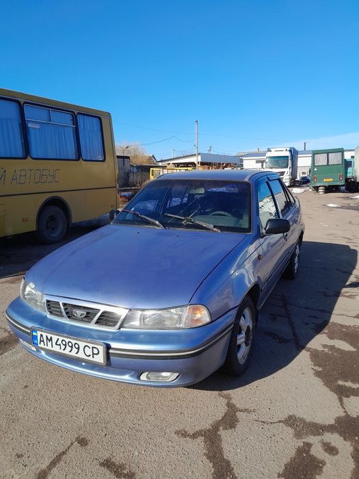 Деу нексія люкс газ-бензин