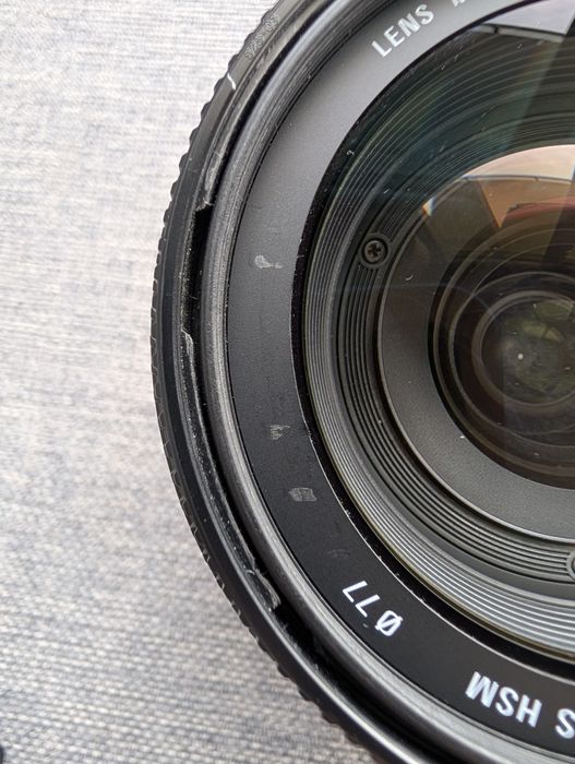 Sigma 17-50 mm F2.8 EX DC OS obiektyw