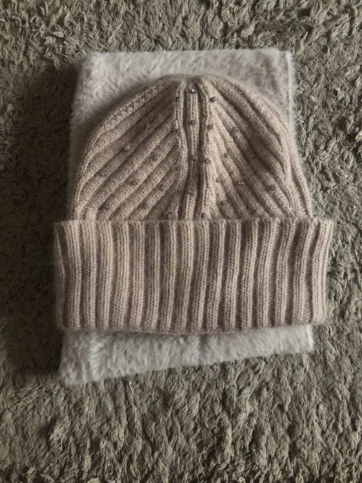 Шапка , шарф