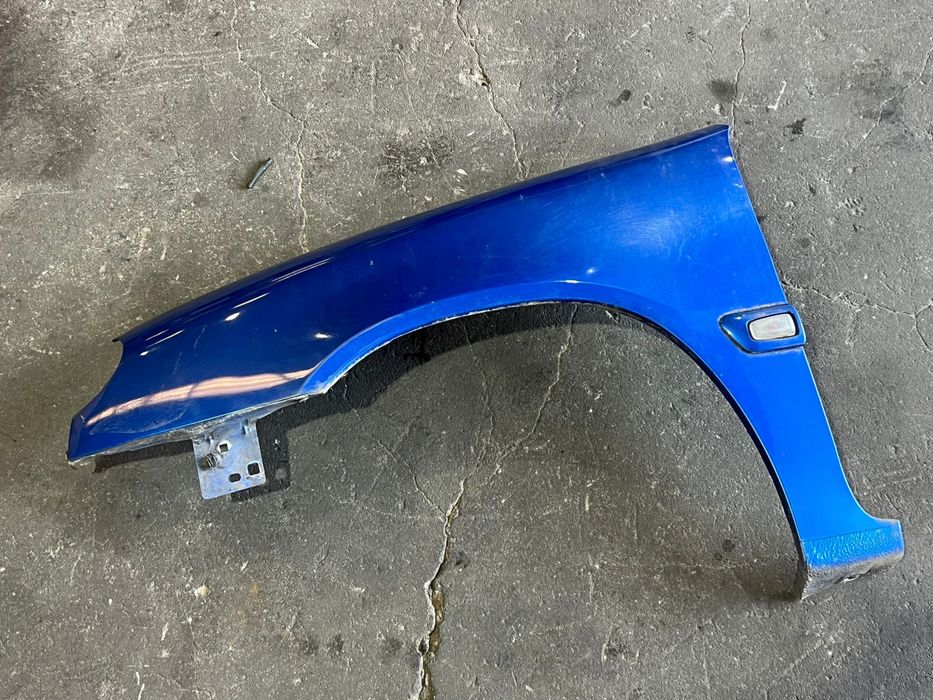 Guarda lamas esquerdo Citroen Saxo Fase 2