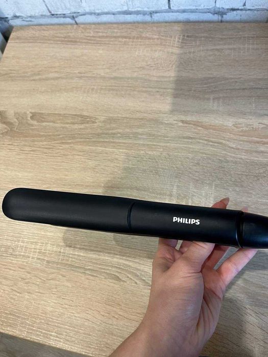 Продам випрямляч для волосся Philips StraightCare Essential ThermoProtect