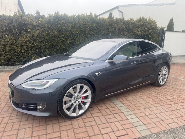 Tesla Model S Performance