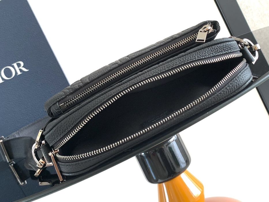 Кожаная сумка Dior