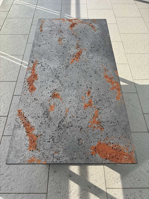 Stół ogrodowy, stolik kawowy, efekt rdzy