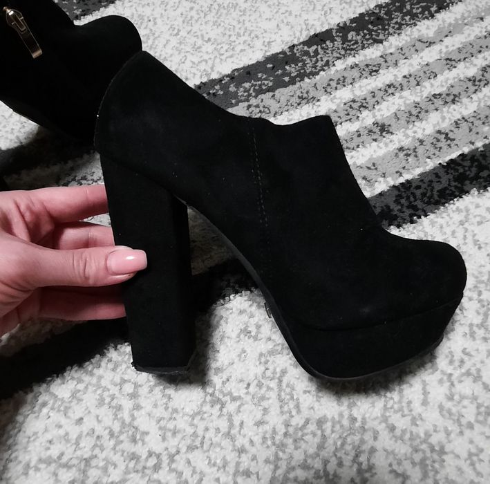 Лот.Полуботинки, батальоны, шлепанцы открытый носок 40 размер 25-25,5