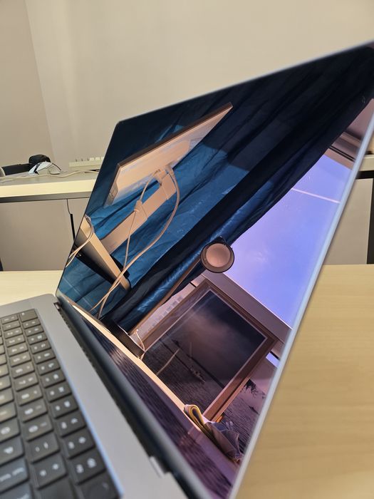 MacBook Pro 16 M2 Pro 1 TB 16 gb RAM