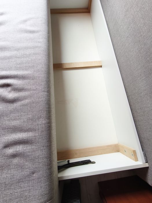 Sofa rozkładana.