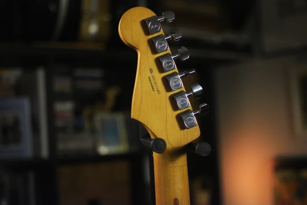 Fender Stratocaster Player Tidepool Blue