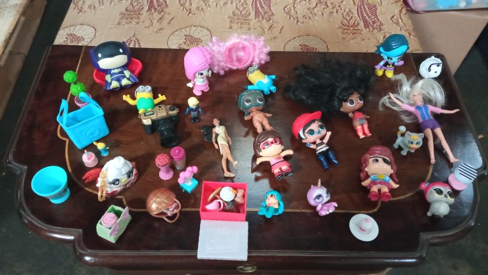 Bonecas Lol e acessórios