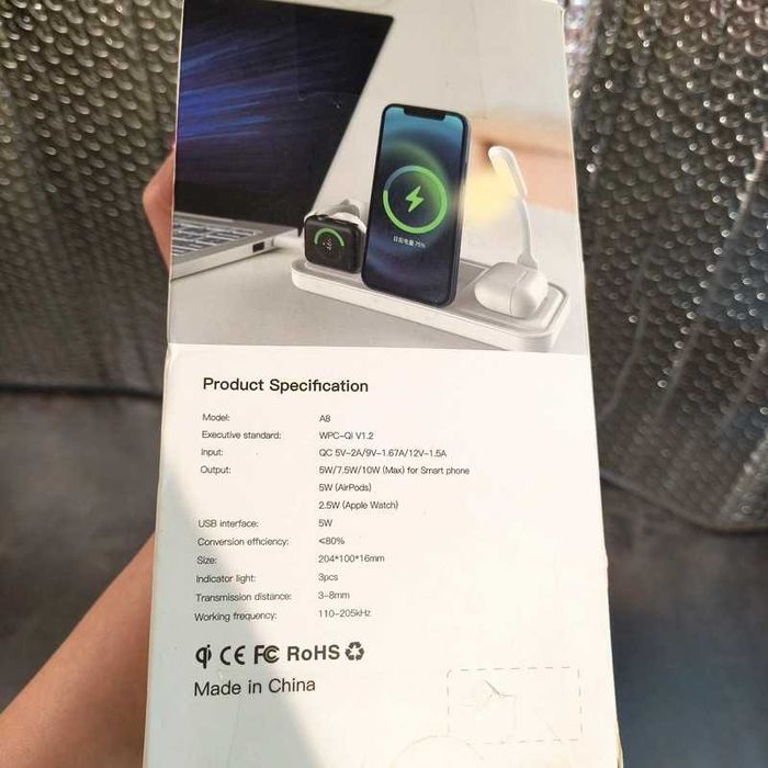 Ładowarka bezprzewodowa 4w1