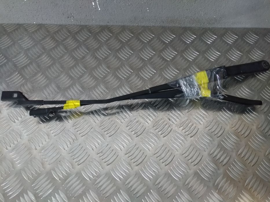 Astes Braços Escovas Limpa Vidros Ford Fiesta MK6 2007 a 2016