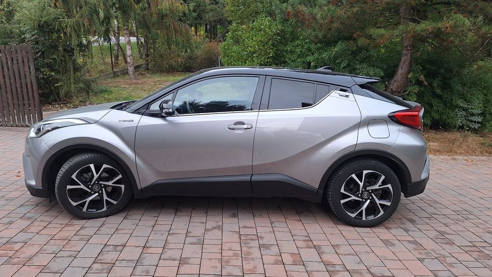 Toyota C-HR 1.8 Hybryda Super Stan