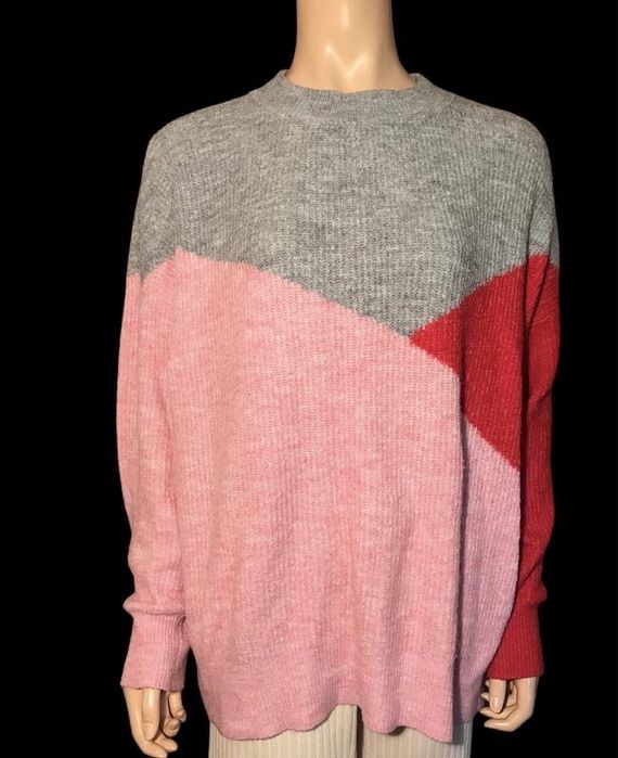 Кофта,свитер вязанный в рубчик