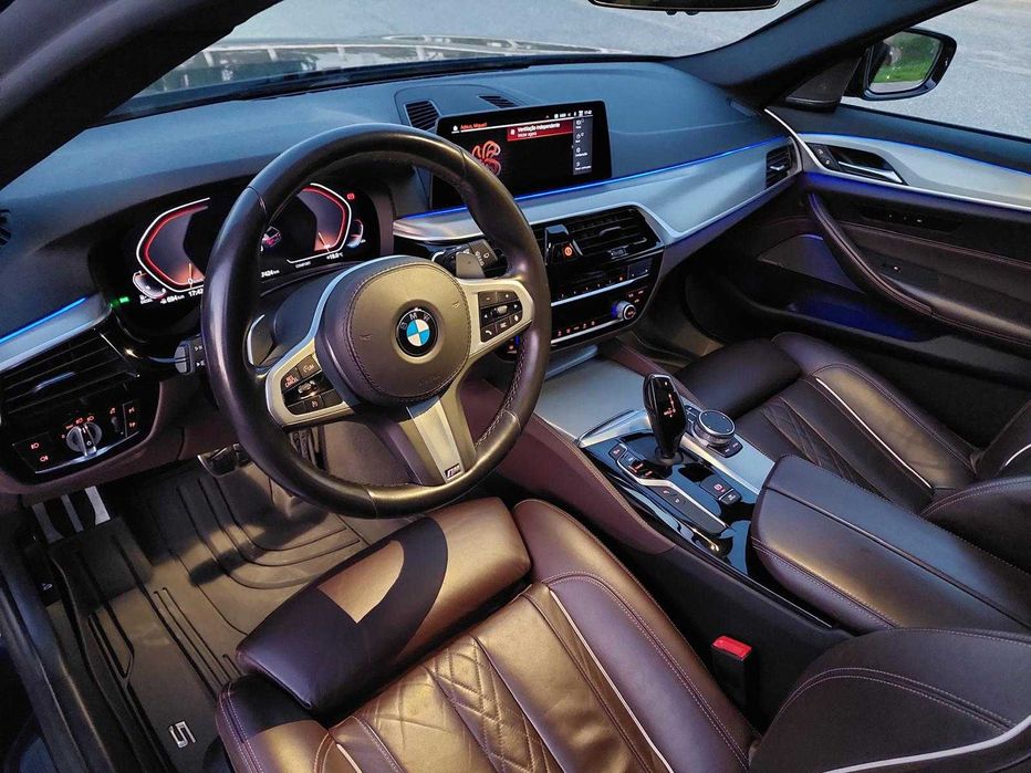 Carrinha BMW 520D PACK M AUTO