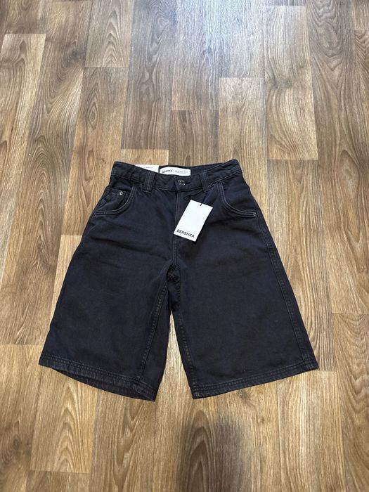 Бермуди  baggy фірма Bershka розмір 32