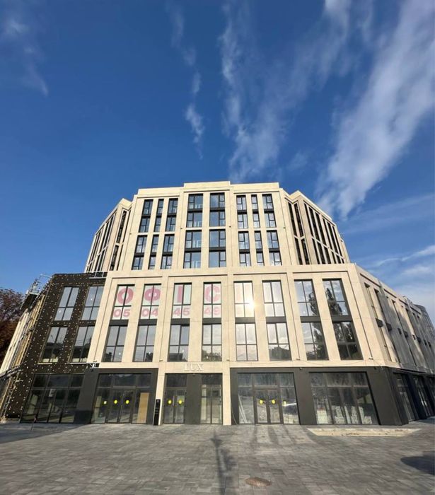 Продам гарну квартиру класу люкс в Центрі міста