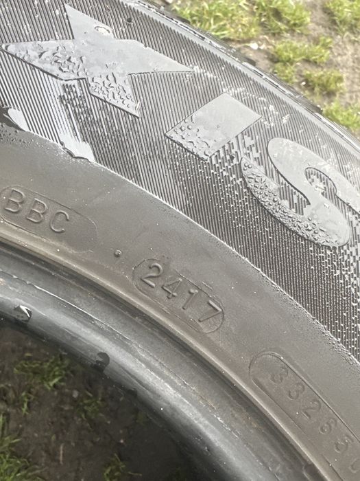 Opony zimowe maxis 215/70/16 suv