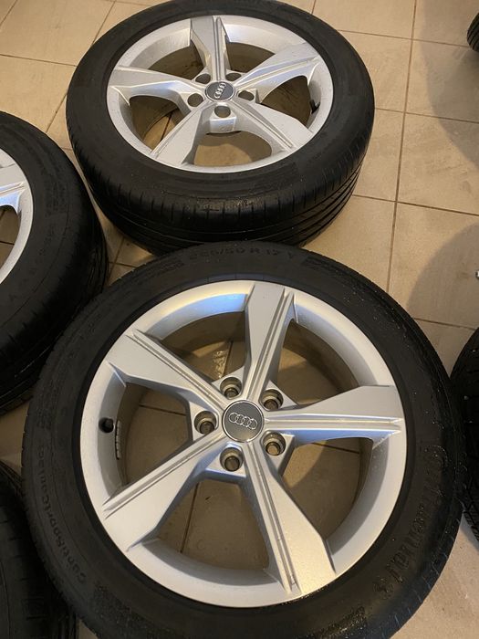 Conjunto só de jantes 17 originais para Audi ET 38