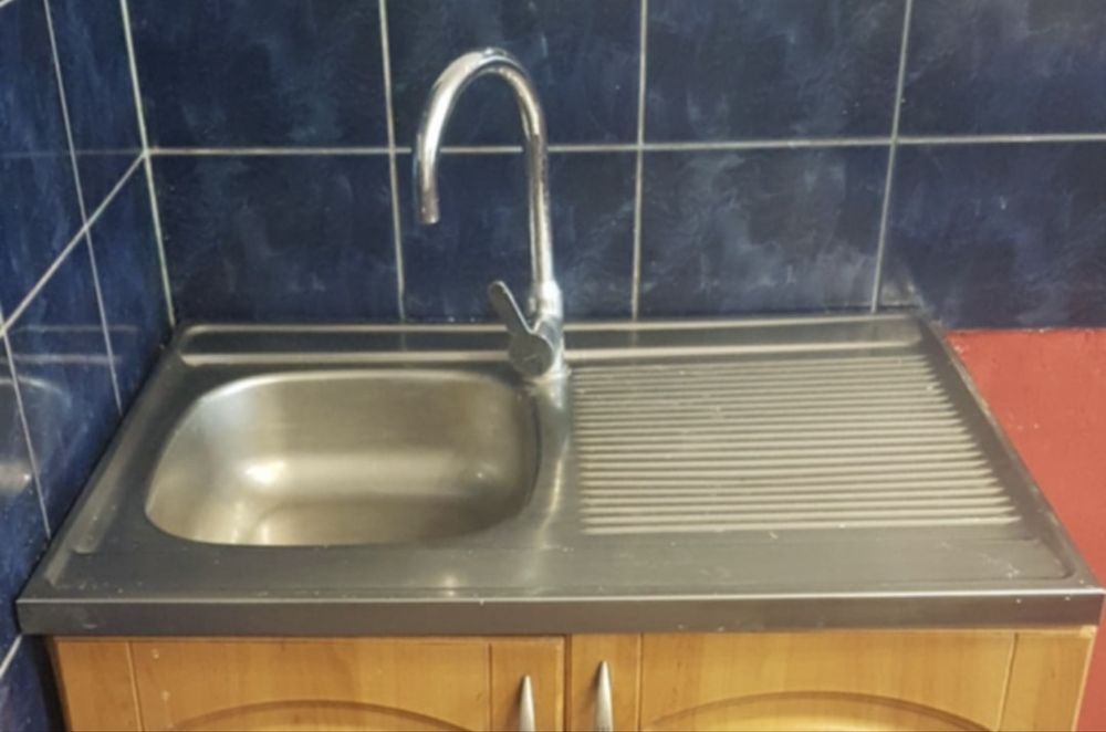 Zlewozmywak z baterią