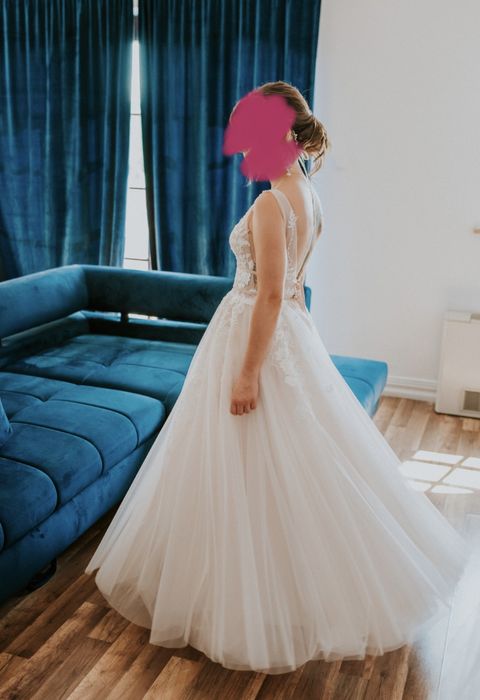 Suknia ślubna jak nowa r. 36/S