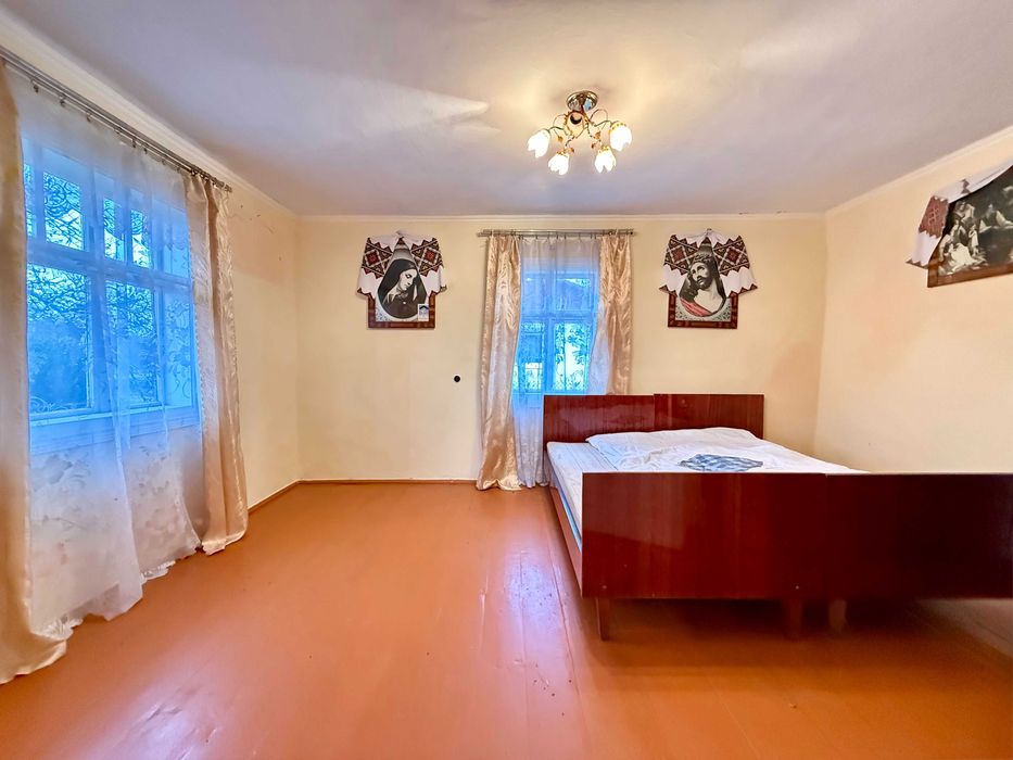 Продаж житлового будинку біля м. Стрий