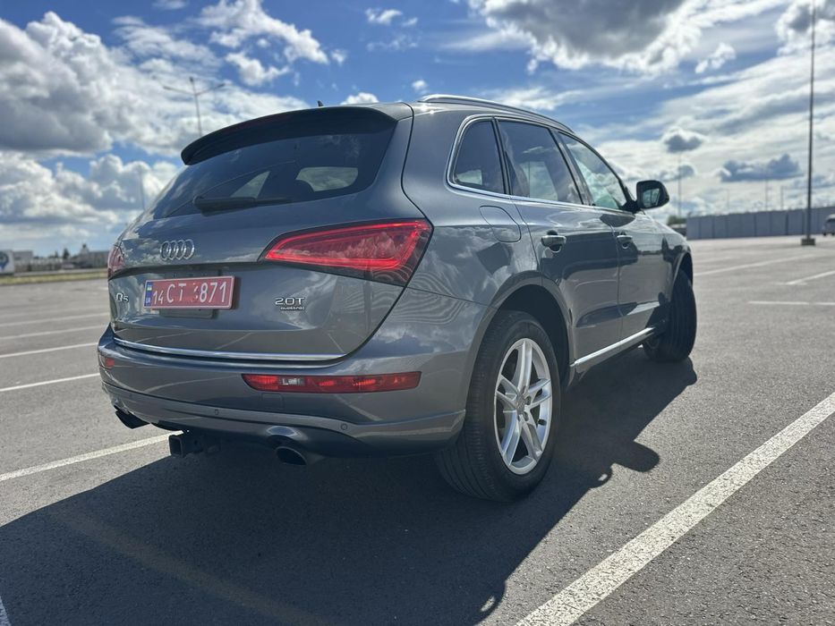 Audi Q5 2016 р 2.0 бензин