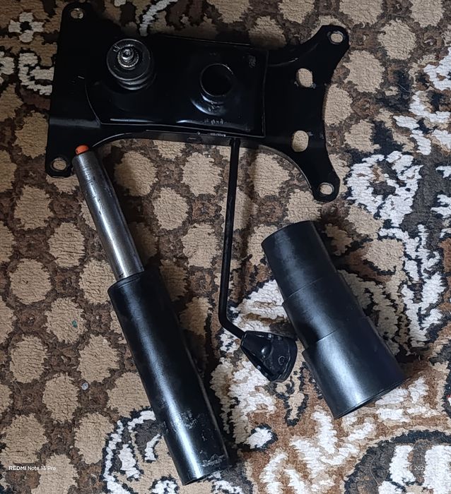 Запчасти к офисному креслу