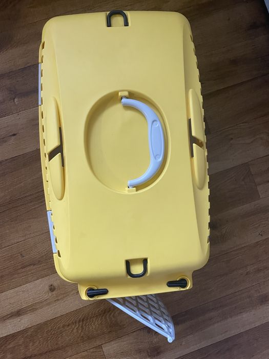 Переноска для котів