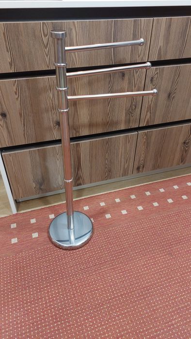 3 toalheiros para WC