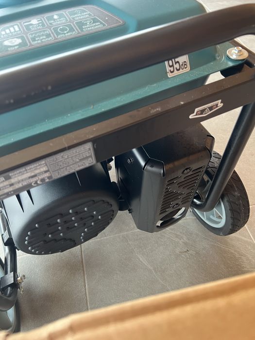 Інверторний бензиновий генератор Könner&Söhnen KS 8100iE ATSR