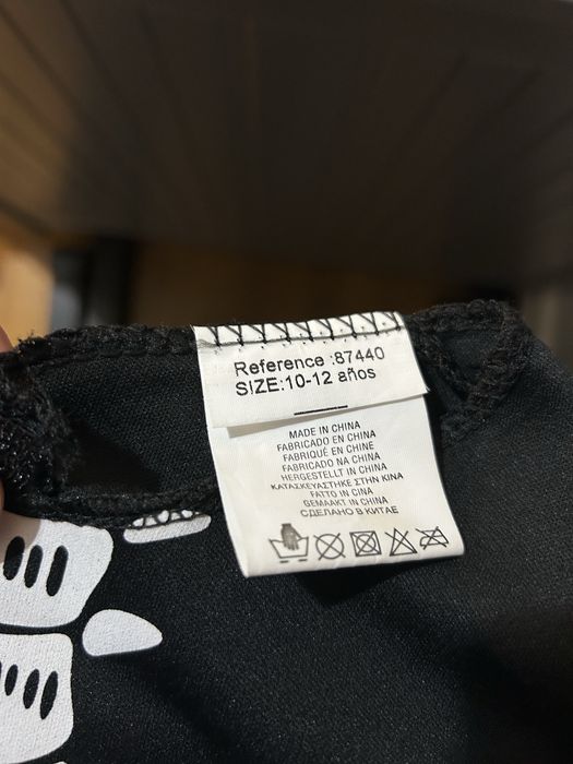 Disfarce de esqueleto com picareta