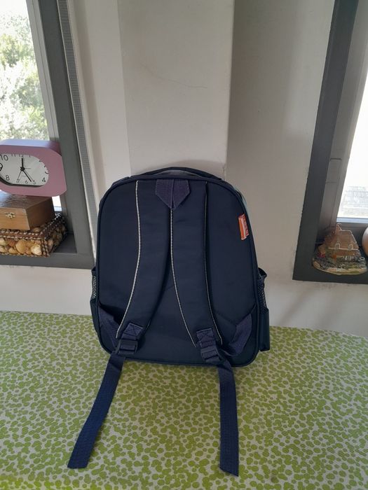 Vendo Mochila de Criança muito bonita nova