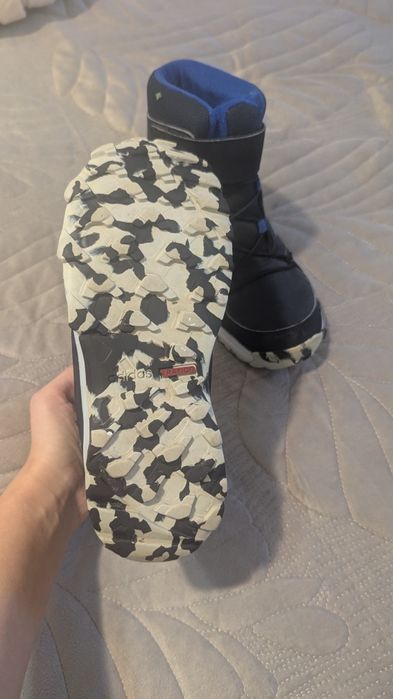 Ботинки термо adidas terrex- 33 размера