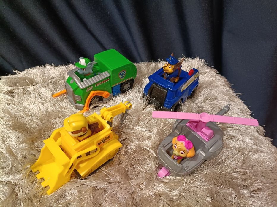 Conjunto de 4 veículos