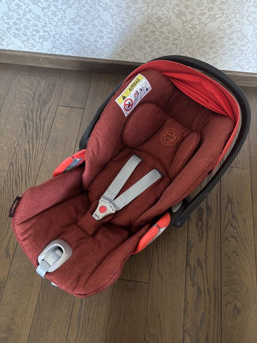 Автокрісло Cybex Cloud Z+ plus Autumn Gold burnt Red червоний колір