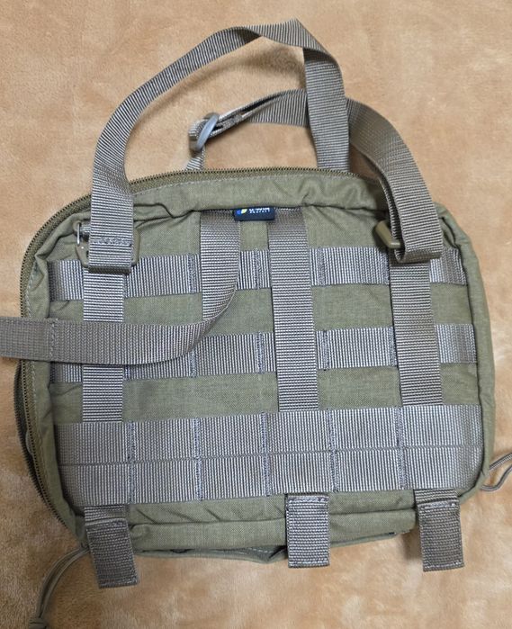 Підсумок під планшет 9-10 дюймів U-WIN