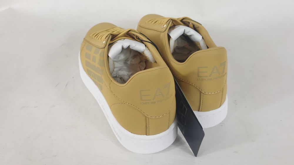 Emporio Armani Buty damskie sportowe r. 35 1/3