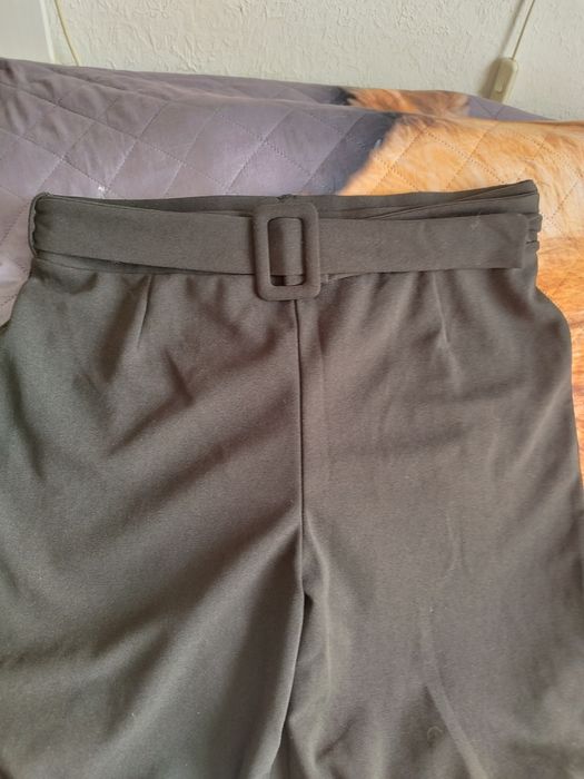 Spodnie damskie materiałowe, lejące 42XL