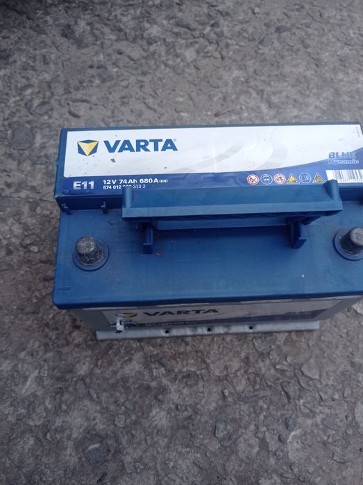 Акумулятор автомобільний.