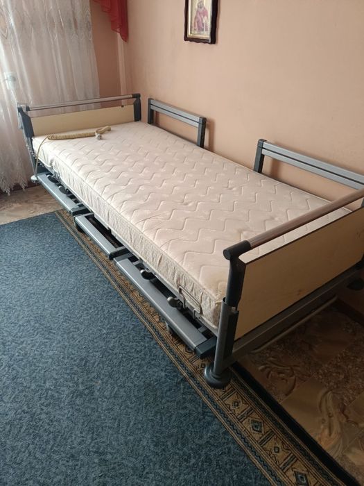 Кровать для лежачих