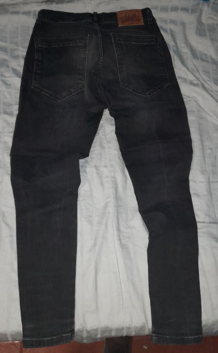 Calça de ganga marca pull&Bear