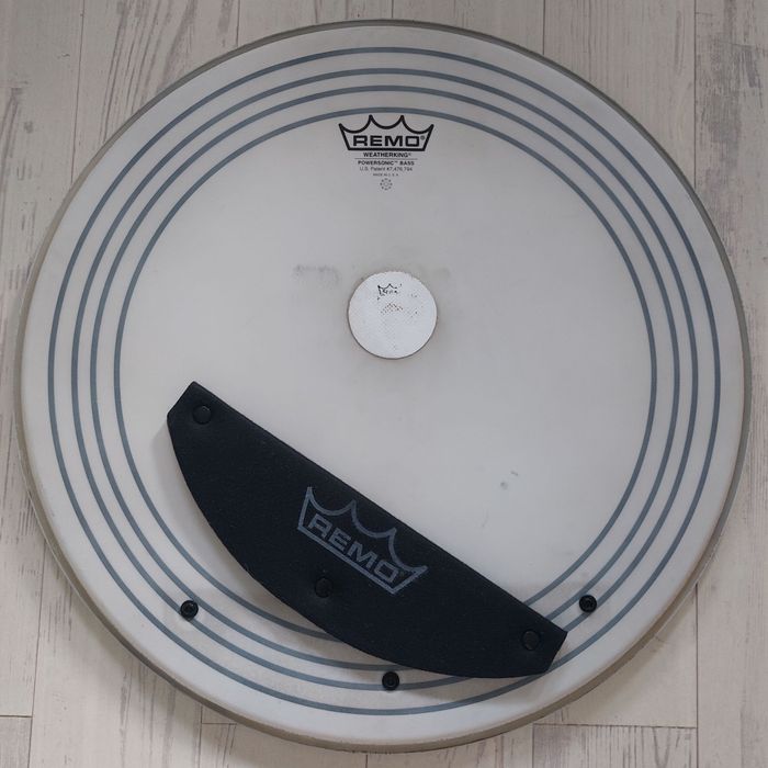 REMO Powersonic Bass coated 20" - naciąg uderzany do bębna basowego