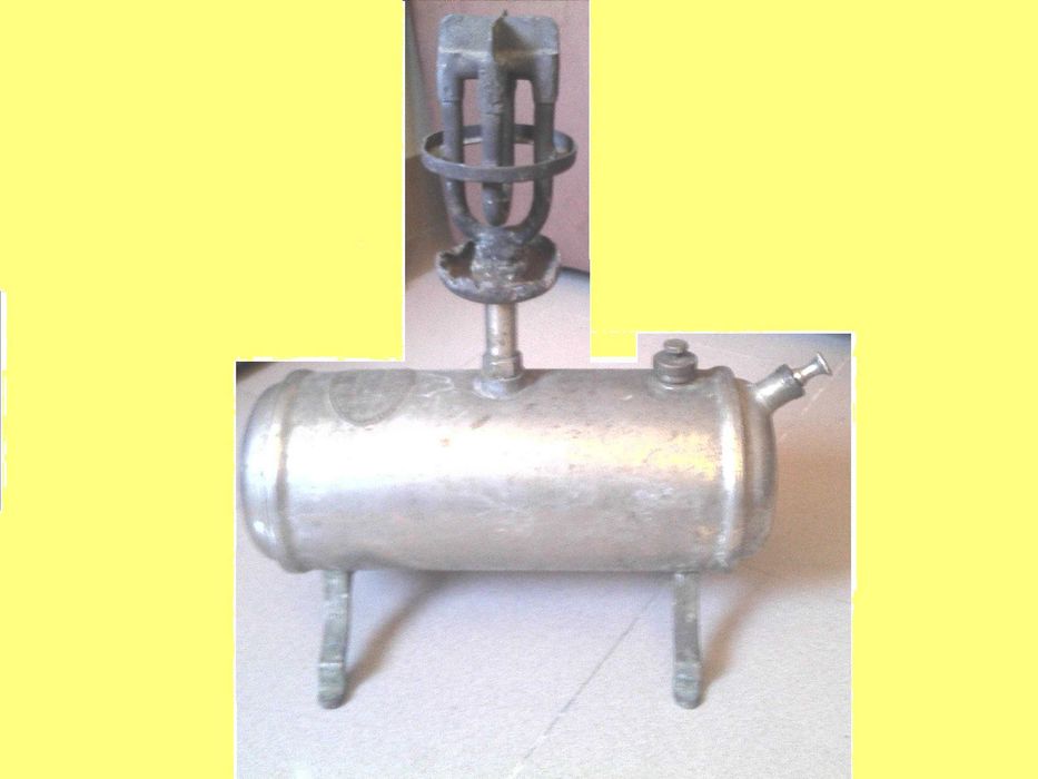 Esquentador com lamparina e chuveiro antigo 1933