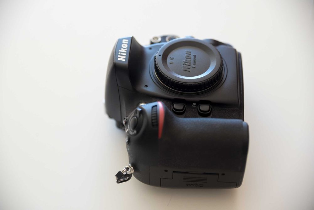 Nikon D800 Full Frame 36,3 megapixeis