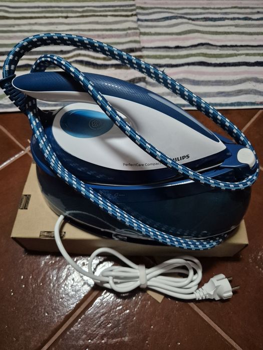 PHILIPS PERFECTCARE.      Ferro de Engomar a vapor com caldeira.