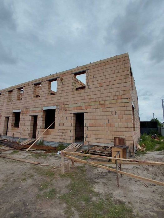 Таунхаус на етапі будівництва
