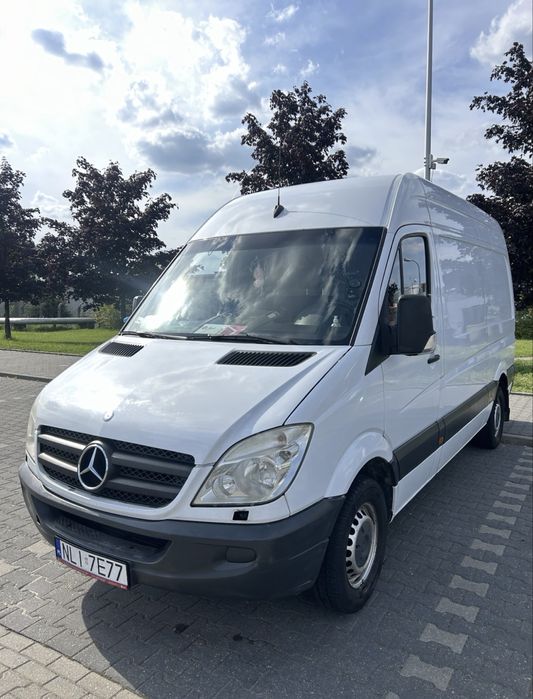 Usługi transportowe transport/przeprowadzki