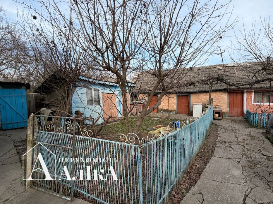 Продам невеликий будинок