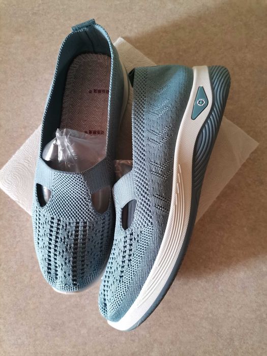 obuwie sportowe sneakersy