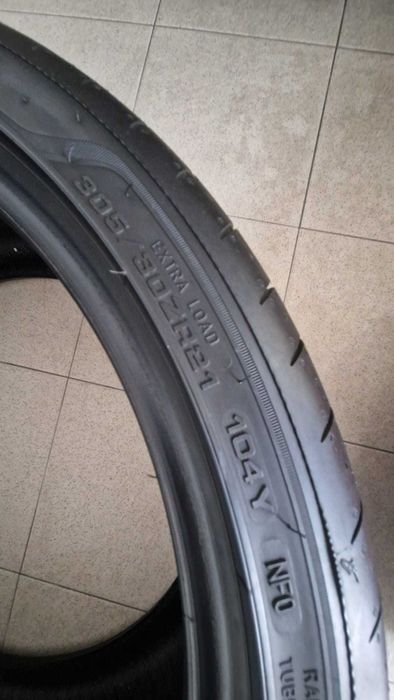 Pneu 305/30/21 Goodyear Eagle F1